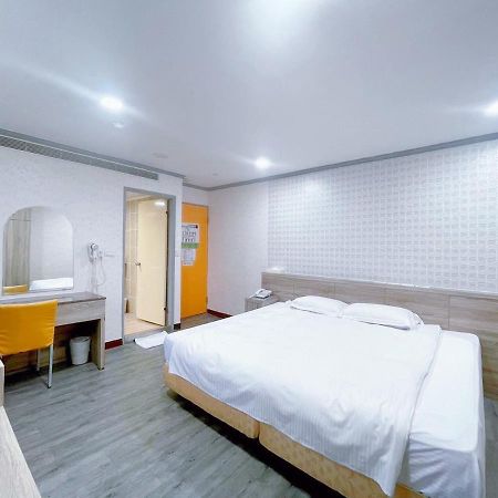 A22 Wei Lu Hotel Zhongli Esterno foto