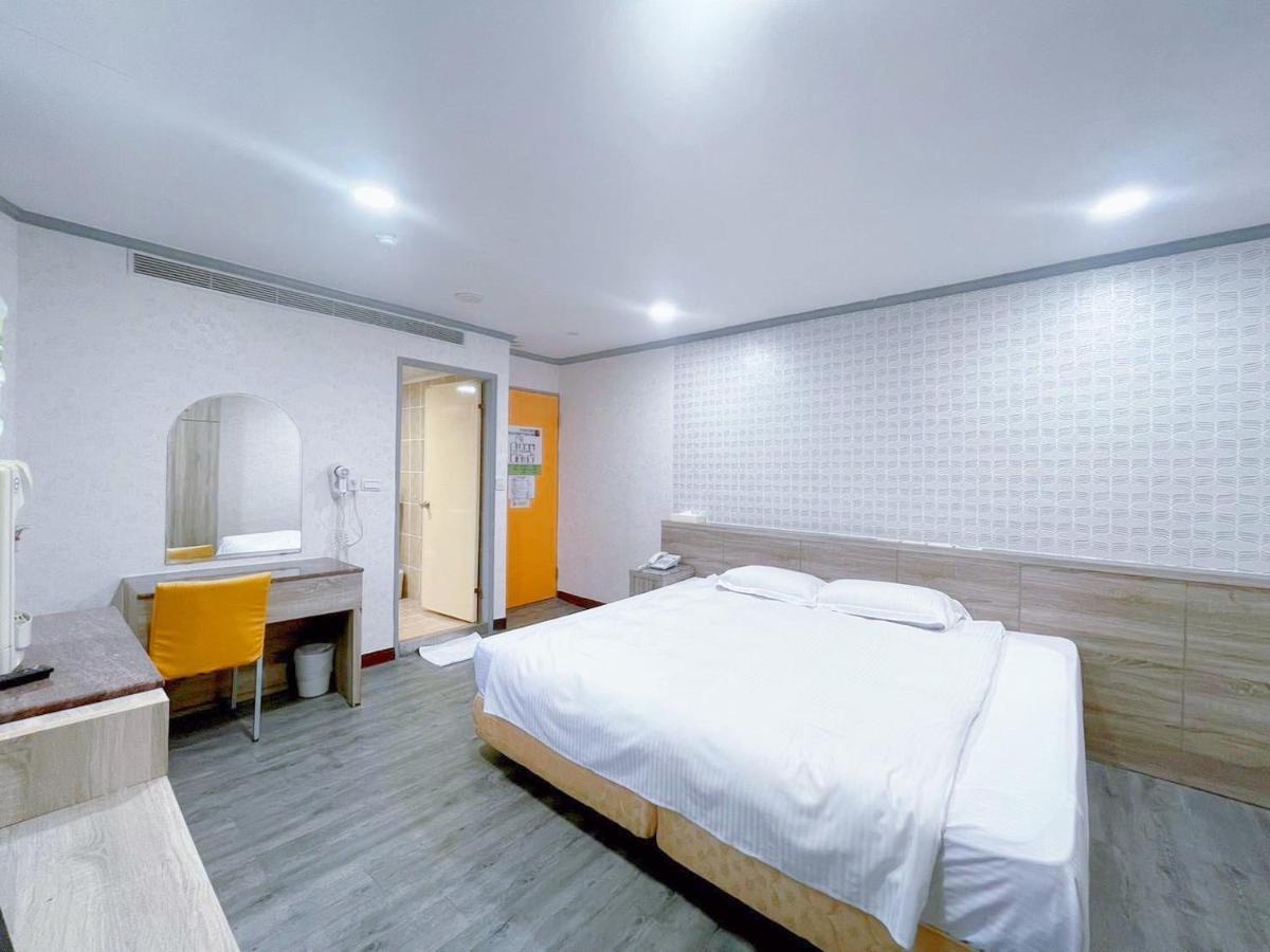 A22 Wei Lu Hotel Zhongli Esterno foto